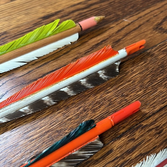 Vintage Wooden Arrows - Picture 13 of 15